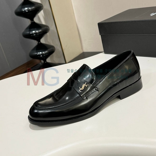 ζ   YSL6622110