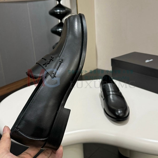 ζ   YSL6622110-2