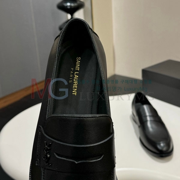 ζ   YSL6622110-2