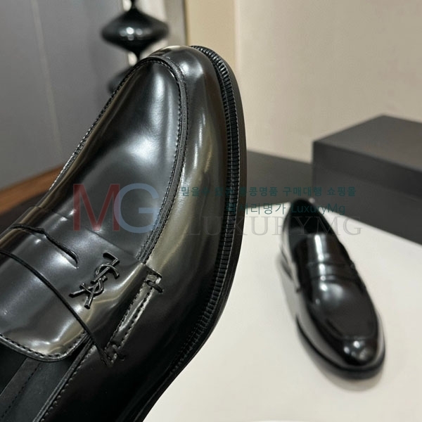 ζ   YSL6622110-3