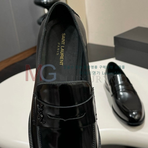 ζ   YSL6622110-3