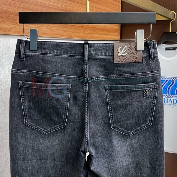  ο û LW306211-1