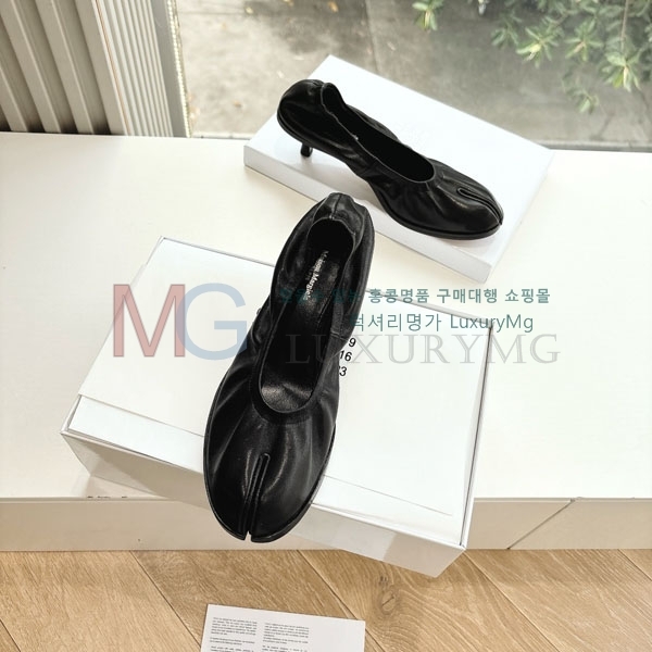  G012  m637898-1