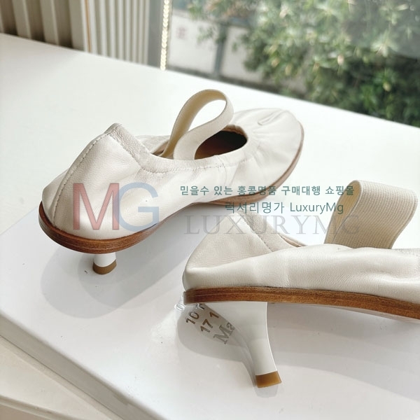  G012  m637899-2