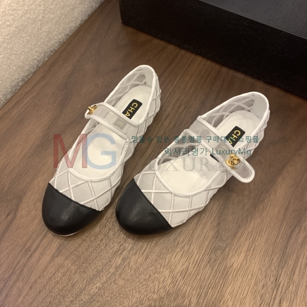 *  ÷ CH378232-1