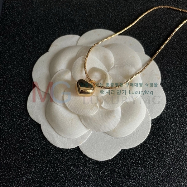 *  CH8066637