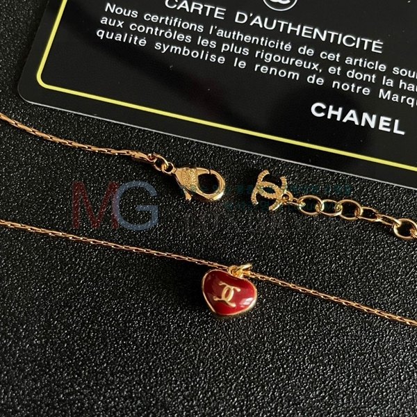 *  CH8066637
