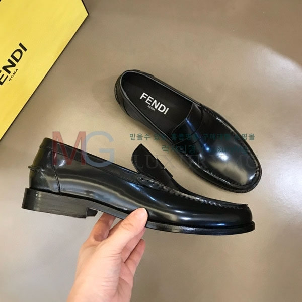   ǰ  FE990652