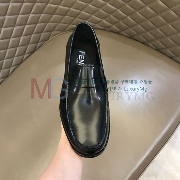   ǰ  FE990652