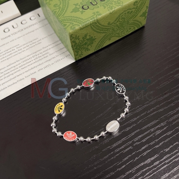   GG558977