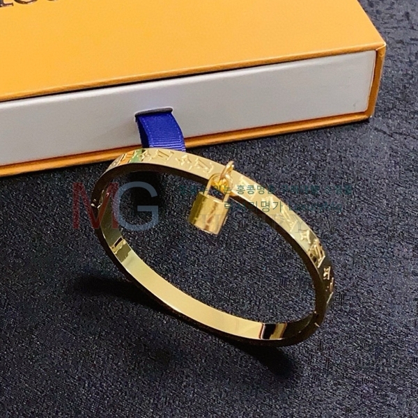 ̺  LV030163