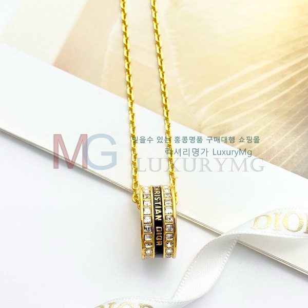   G12238721