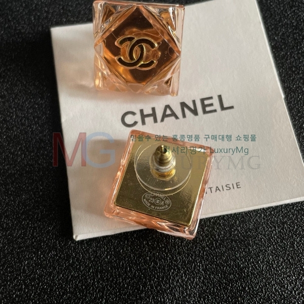 * Ͱ CH8066818