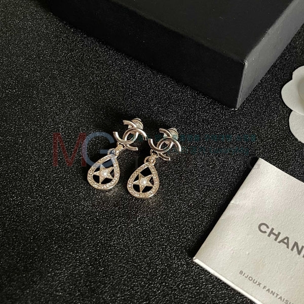 * Ͱ CH8066802