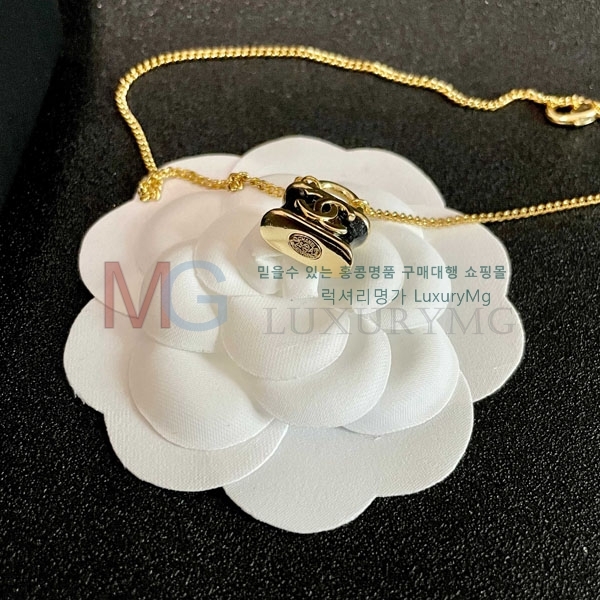 *  CH8066781