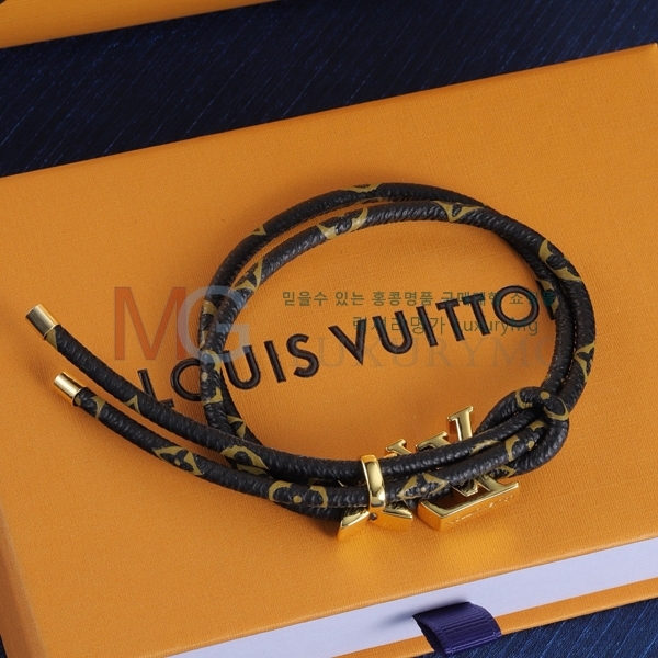̺  LV030180
