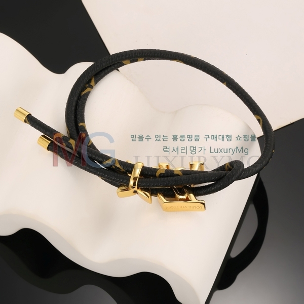 ̺  LV030183