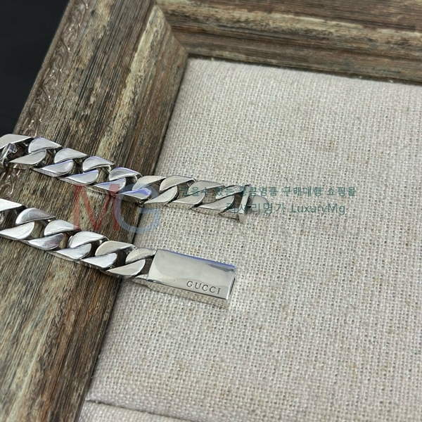   GG558995