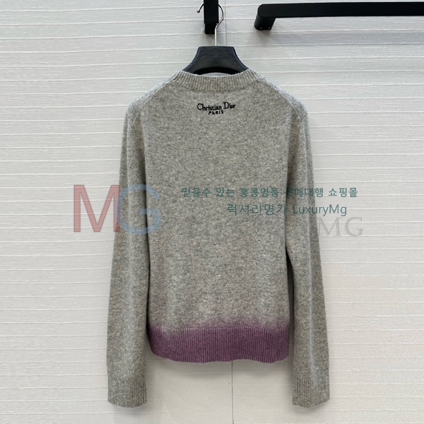    D654177-1