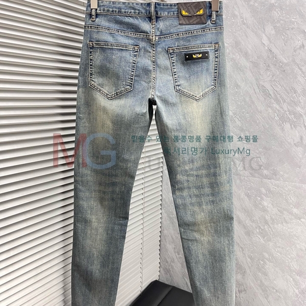  û 489376-3