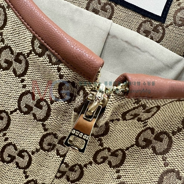  ǽ D252539
