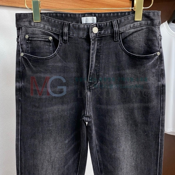   û DO41373-1