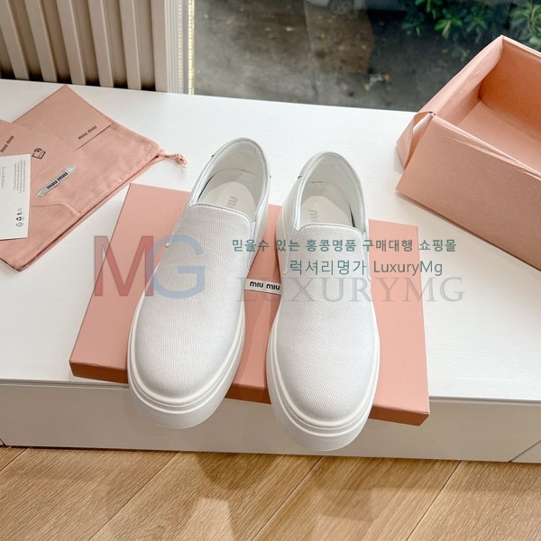  ̿̿  MIU688033-2