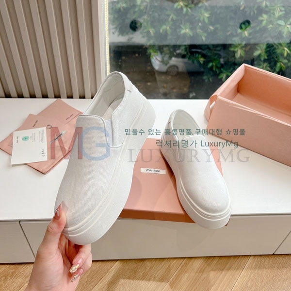  ̿̿  MIU688033-2