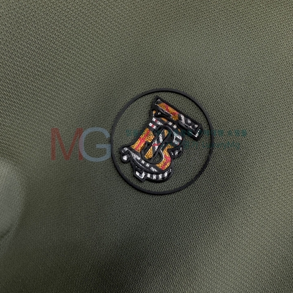   Ƽ 826152-2