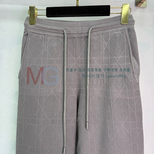   Ʈ DO367824-2