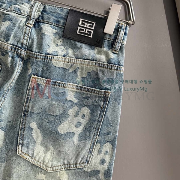   û 489560