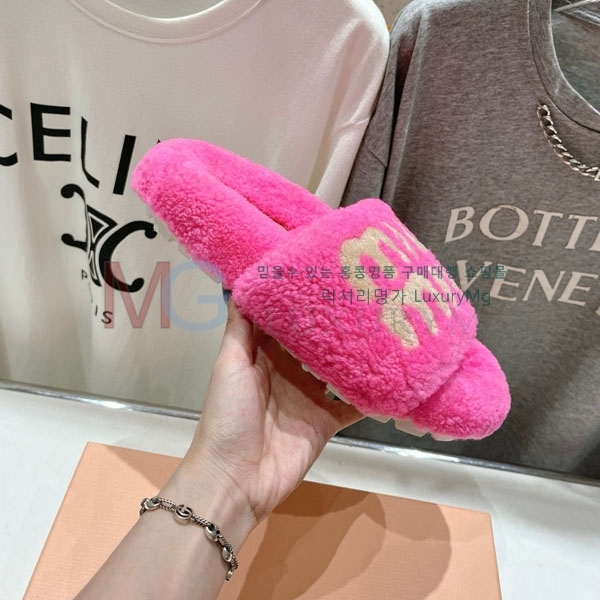  ̿̿   MIU09663-1