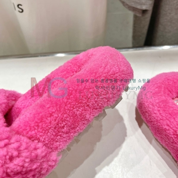  ̿̿   MIU09663-1