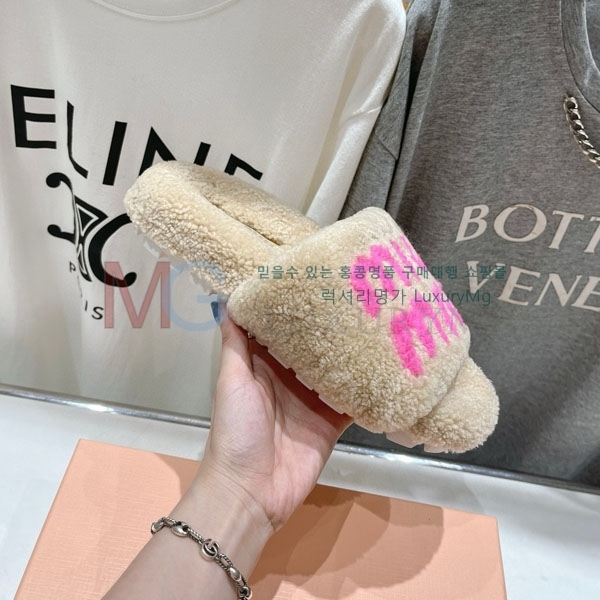  ̿̿   MIU09663-5