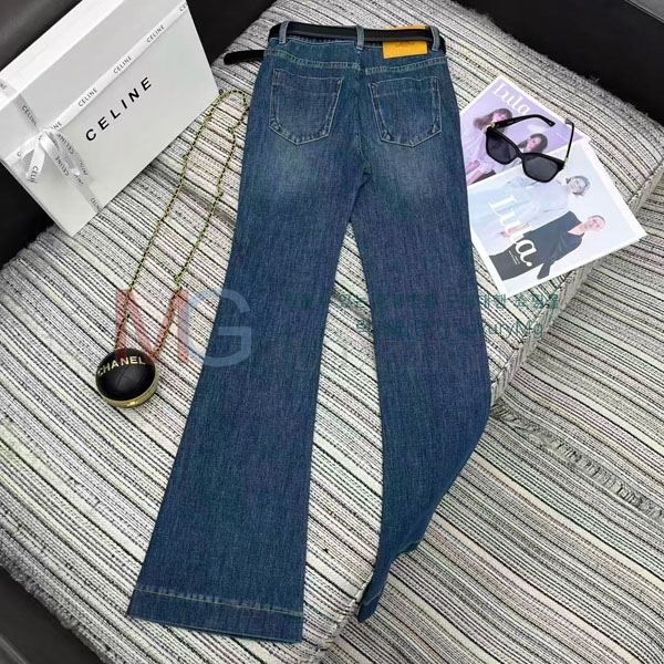   û CE425540
