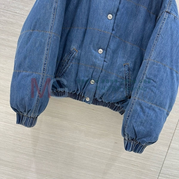  * 淮 е CH6461836
