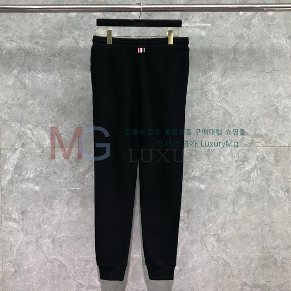    TB08864