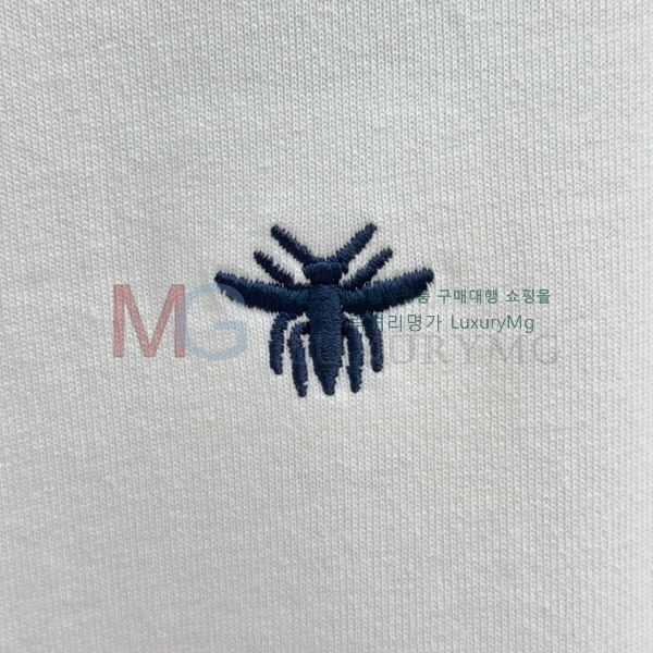   Ƽ 489825-1