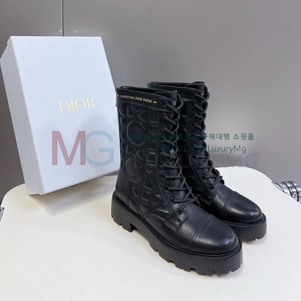  Ŭ  DR600395-1