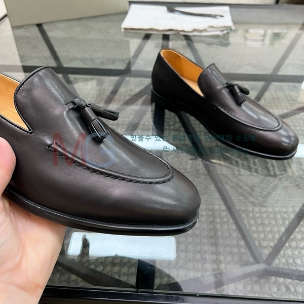  ڷ ġڸ  B999111-