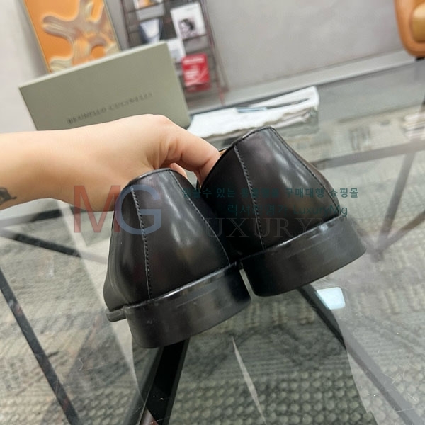  ڷ ġڸ  B999111-