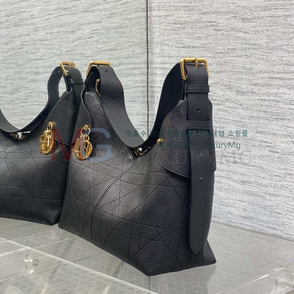  DIOR Voyage ̵  M2846-1