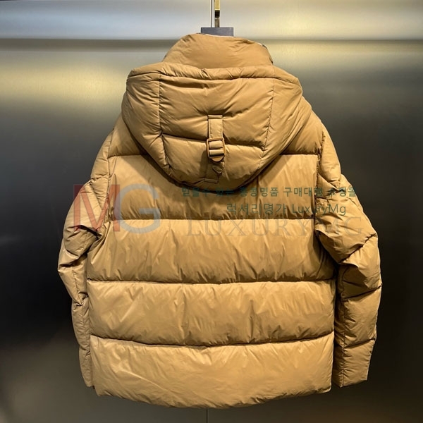   ٿ е BU446575-6